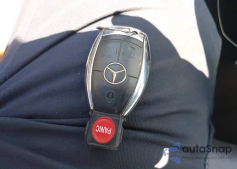 2009 Mercedes-Benz C 300 Luxury 4Matic/Sport 4Matic from USA, damaged, VIN WDDGF81X99F309358